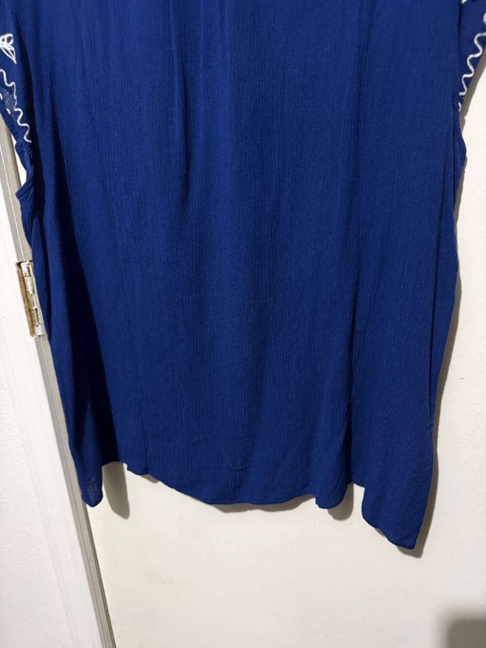 NWT Maurices Navy Blue Floral Embroidered Cap Sleeve Boho Top - XL - Picture 11 of 13